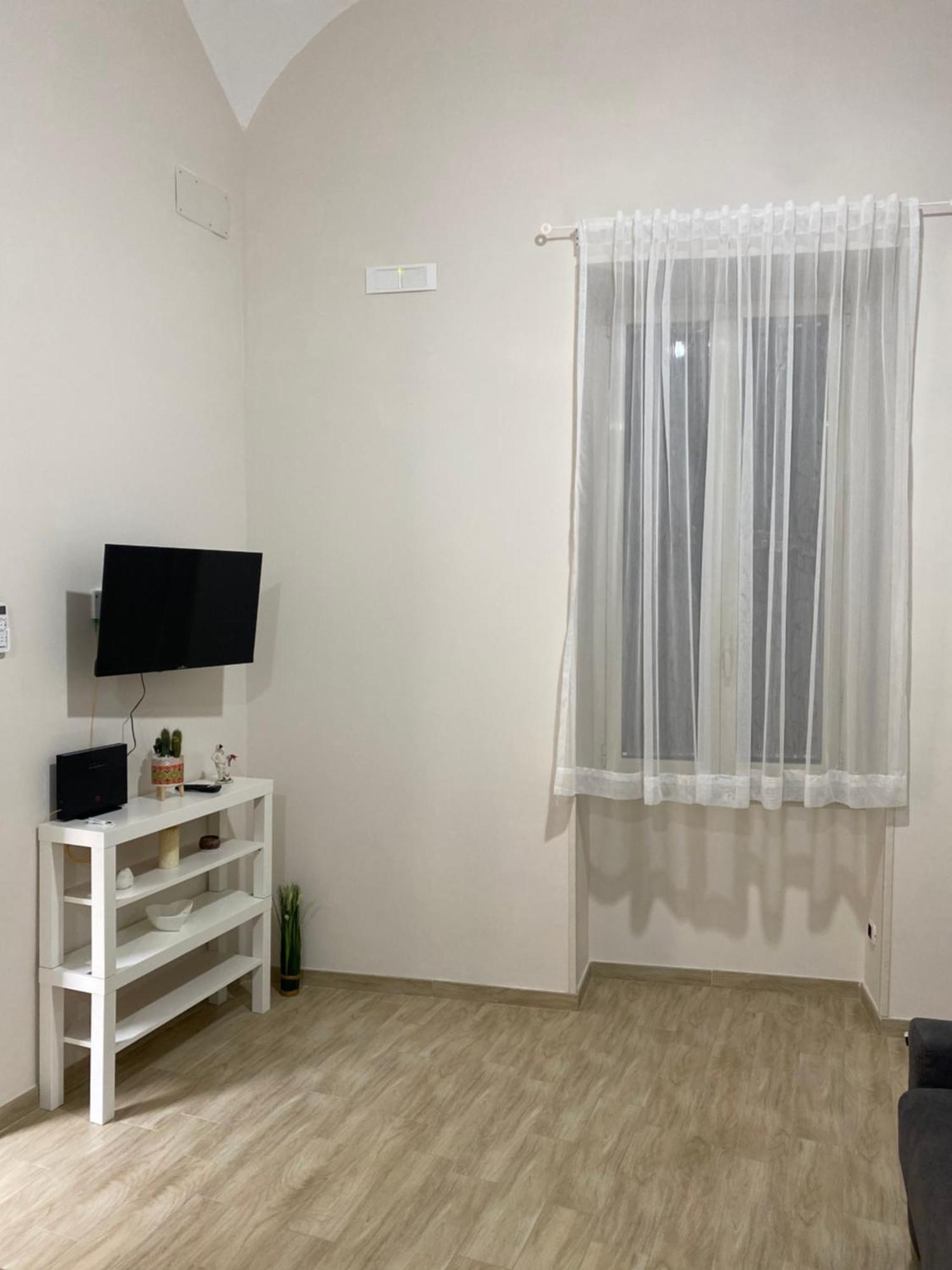 La Petite Maison Naples Luaran gambar